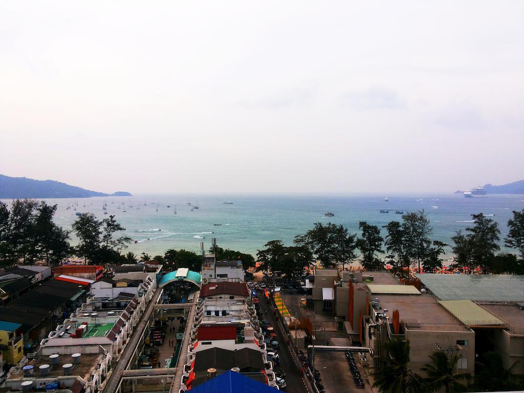 Patong Tower By United 21 Thailand Esterno foto